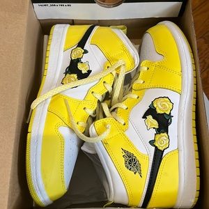 Jordan 1 MID SE (PS)